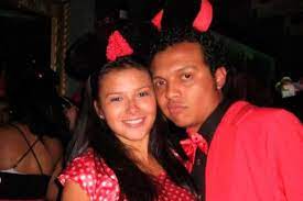 Colmenares graduated from the colegio mayor de nuestra senora del rosario facultad de medicina in 1997. La Polemica Que Ronda La Serie Basada En El Caso Colmenares