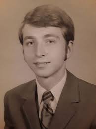 Hi everyone & Happy Holidays !! I am 76 yrs. Old and grew up at 201 Green  Lane in Manayunk.I moved out to the Far Northeast at 22 years of age but