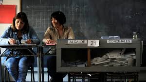 Y a que se organizaron las votaciones en dos días para evitar aglomeraciones, casi seis de cada 10 chilenos. Es Necesaria Una Segunda Vuelta En Las Elecciones Municipales En Chile El Mostrador