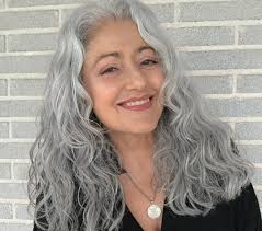 Hi. I'm Dan, 74, from Boca Raton. I would like to be in a relationship.