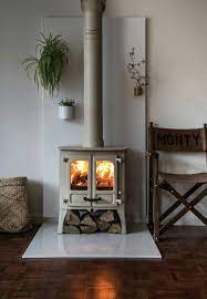 Pin By Erin Walker On Dekorasyon Log Burner Living Room Wood Burning Stoves Living Room Freestanding Fireplace