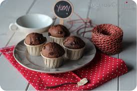 Il segreto per ottenere un dolcetto soffice è di lavorare separatamente gli ingredienti liquidi e quelli solidi, di unirli. Di Muffin Al Caffe E Cioccolato E Traslochi Cucinaecantina