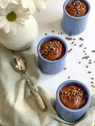 Mousse Au Chocolat Vegan Recette En 2020 Chocolat Vegan Mousse Au Chocolat Perle En Sucre