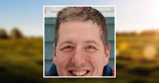 Wayne Tracey's Instagram, Twitter & Facebook