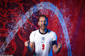 Free delivery, 1 working day despatch time. All 26 Members Of Gareth Southgate S England Squad Join Their Boss In Posing For Euro 2020 Portraits Daily Mail Online