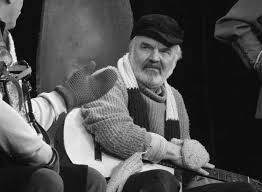 Vyberte si najpredávanejšie tituly od autora zdeněk svěrák. Zdenek Sverak Chodi Po Strnisti Bos A Chysta Novou Knihu Topzine Cz