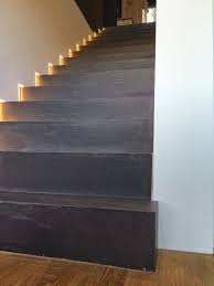 Beton Cire Oberflachen In Beton Look Sichtbetontreppe Beton Cire Beton Look Treppe