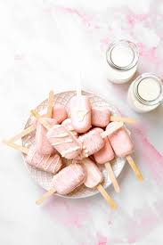 Bake the cake pops in the oven place the pan in the preheated oven and bake for about 20 minutes. Pink Cake Pops Salima S Kitchen