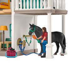 schleich horse club grosser pferdehof mit wohnhaus und stall galeria karstadt kaufhof pferdehof schleich pferdehof wohnhaus