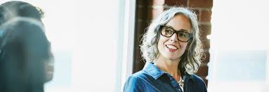 The role of a real estate sales associate is very similar to that of a real estate broker but the sales associates have to administer under a licensed broker or developer on an there are no prerequisites to become a sales associate in florida, apart from having to meet the general criteria set by the state. How To Get Your Florida Real Estate Broker License