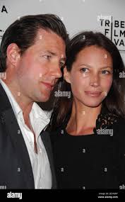 Edward burns hi-res stock photography and images