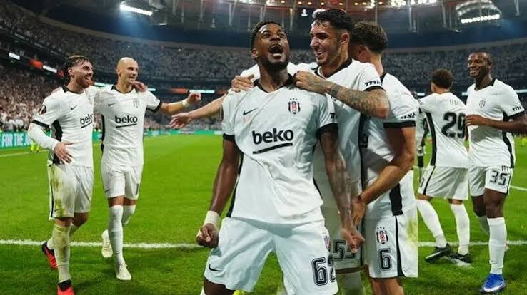 Amed Sportif Faaliyetler-Beşiktaş maçının ilk 11'leri belli oldu - Dünya Gazetesi