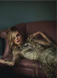 Pin By Cari Ninette On Wear Elle Fanning Fashion Photography Fashion Photography Editorial