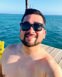 David Godínez (@dvdcntrs)