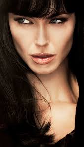 Angelina Jolie In Salt Love The Look Salt Angelina Jolie Angelina Jolie Angelina Jolie Movies