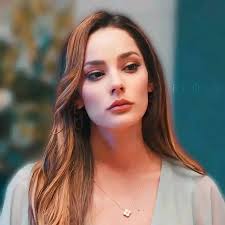 La sublime Oka Giner (Elsa Quiroga dans les liaisons du péché)🥰🥰🥰.