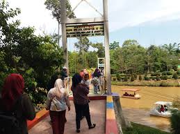 Proposal jenis ini memang konsepnya lebih untuk mewujudkan hubungan yang erat dan rukun antar sesama pemuda karang taruna. Taman Hutan Kota Langsa Destinasi Wisata Tak Pernah Sepi