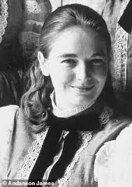 How Isabel Maxwell, 71, has stood by sister Ghislaine during sex  trafficking trial