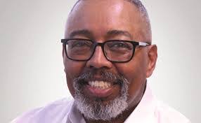 Shelly Dillon's Instagram, Twitter & Facebook