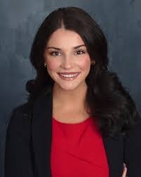 Lisa Kendra's Instagram, Twitter & Facebook