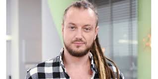 Oficjalnie mówi się jednak o różnicy charakterów. Who Is Aleksander Milwiw Baron Dating Aleksander Milwiw Baron Girlfriend Wife