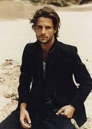 Best Medium Hairstyles For Men Mens Hairstyles 2013 Mens Hairstyles Medium Medium Length Hair Men Medium Hair Styles