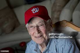 16 Sarah Bertram Stock Photos, High-Res Pictures, and Images