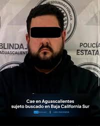 🔴EL ESTAFADOR DE LAS PANTUFLAS 👉🏻Mejor conocido como DANIEL MADRAZO  CABRAL, actualmente prófugo de la justicia . Este hombre opera montando  falsos negocios, principalmente taquerías, en las cuales se acerca con  algunos