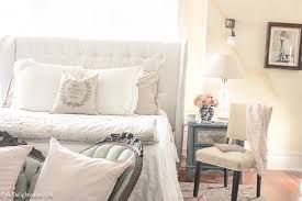 We analyzed 332061 bedrooms and found that 5788 of them were blue. The Sweet Charm Of Blush In The Master Bedroom