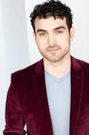 Daniel Pereda's Instagram, Twitter & Facebook