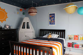 Created by tracie butler design based in west hollywood, california the room packs plenty of features for keeping kids busy. Dc Comics Aquaman Shell Icon T Shirt Space Themed Bedroom Outer Space Bedroom Space Themed Room