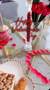 This is how my amazing wifey set up our Valentine♥️