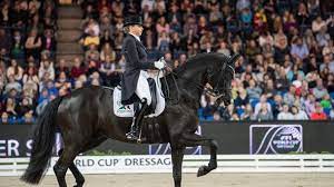 Find out more about dorothee schneider, see all their olympics results and medals plus search for more of your favourite sport heroes in our athlete database. Dressurreiterin Schneider Gewinnt Die Kur Auf Dem Maimarkt