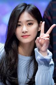 Top Ten Kpop Idols With Big Eyes Beautiful Kpop Idols Cute Korean Girl Asian Beauty Korean Beauty