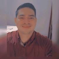 Julio Iraheta's Instagram, Twitter & Facebook