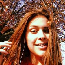 Isabelle Scott (@iisabellescott)