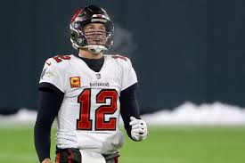 Since then it has became a tradition to play the super bowl on sunday. Vgsollasdnthrm