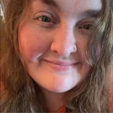 🚀 It's #AlbumTuesday, poker rockers! And you know what that means… SAM  SAYS is back in action! 🎉 Each week, Sam brings you a brand-new challenge  to enjoy a great card pack