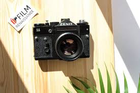 Jun 15, 2021 · а потом приобретает фотоаппарат зенит и постигает секреты фотоискусства. Fotoapparat Zenit 11 Kupit Ili Ne Kupit Foqus