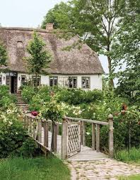 Friesisches Arkadien Mit Bildern Hutten Im Englischen Stil Englischer Landhausstil Innengarten
