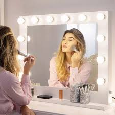 It was actually a lot easier than i thought if you'd like to know more about why we went with this choice let me know in the comments and i can make another video explaining lighting. Chende Hollywood Vanity Mirror