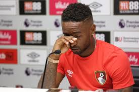 Defoe shared a snap of himself cuddling the sleeping sunderland fan to his. Devastated Jermain Defoe Pays Beautiful Tribute To His Inspirational Best Mate Bradley Lowery Mirror Online