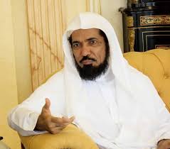 هو سلمان بن فهد بن عبد الله العودة من مواليد عام 1376 ه، وكان ميلاده في قرية البصر وهي قرية هادئة في الضواحي الغربية لمدينة بريدة من منطقة القصيم، وهو متزوج. Ø§Ù„Ø³Ø¹ÙˆØ¯ÙŠØ© ØªØ­ÙŠÙ„ Ù…Ø¯Ø±Ø³ ØºÙŠØ± Ø³Ø¹ÙˆØ¯ÙŠ Ù„Ù„ØªØ­Ù‚ÙŠÙ‚ Ø³Ø£Ù„ Ø§Ù„Ø·Ù„Ø§Ø¨ Ø¹Ù† Ø³Ù„Ù…Ø§Ù† Ø§Ù„Ø¹ÙˆØ¯Ø© Ø´Ø¨ÙƒØ© Ø±ØµØ¯ Ø§Ù„Ø¥Ø®Ø¨Ø§Ø±ÙŠØ©