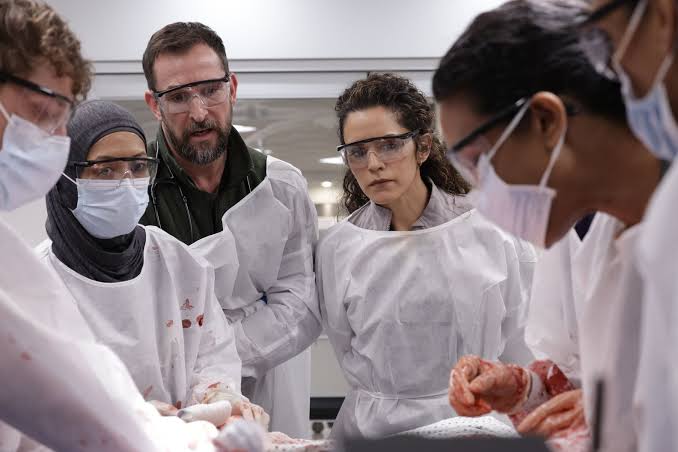 The Pitt": 2ª temporada do drama médico ganha trailer tenso; veja | CNN  Brasil