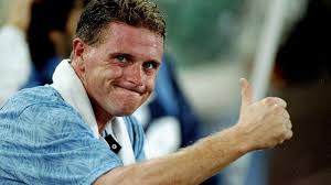 Quando Gascoigne corse da Zoff in ritiro completamente nudo