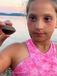 Kane Berry's Instagram, Twitter & Facebook