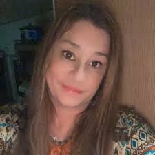 April Allbritton's Instagram, Twitter & Facebook