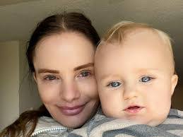 Sophia Cherry's Instagram, Twitter & Facebook