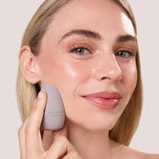 雪融柔霧輕盈定妝蜜粉– Snow Fox Skincare Taiwan