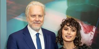 He has a daughter, eva amurri, with actress susan sarandon. Tim Robbins Files For Divorce From Gratiela Brancusi